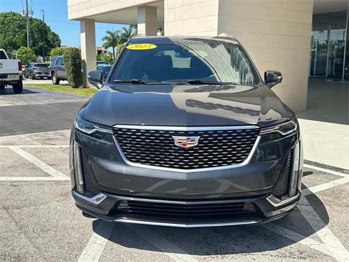 2023 Cadillac XT6 Luxury FWD