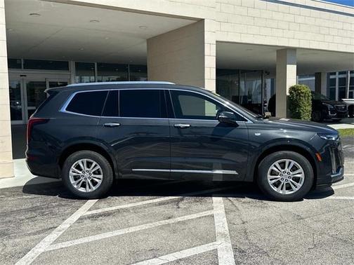 2023 Cadillac XT6 Luxury FWD
