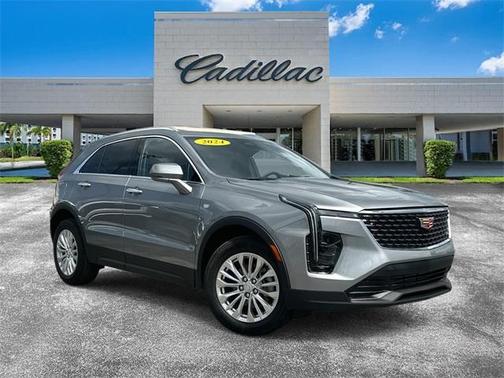 2024 Cadillac XT4 Luxury