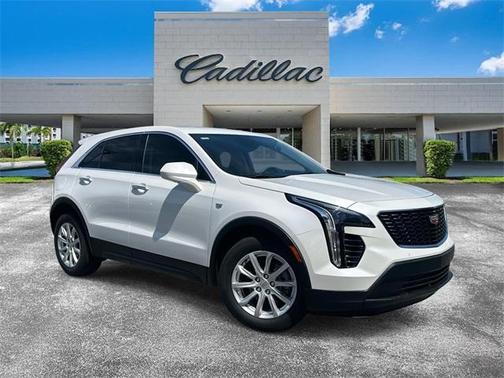 2022 Cadillac XT4 Luxury
