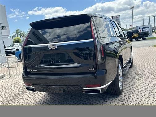 2021 Cadillac Escalade Premium Luxury
