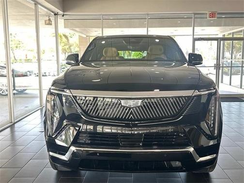 2025 Cadillac Escalade IQ Luxury