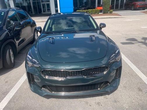 2022 Kia Stinger GT-Line