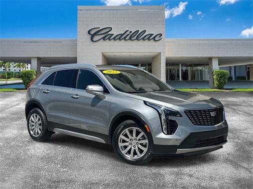 2023 Cadillac XT4 Premium Luxury