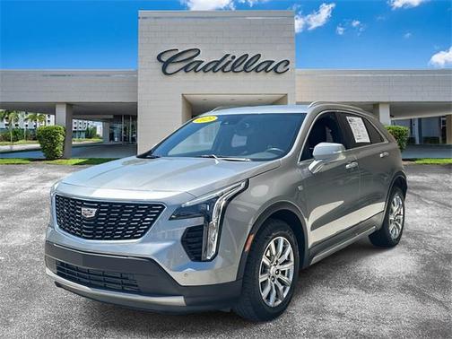 2023 Cadillac XT4 Premium Luxury