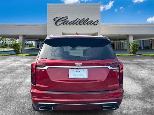 2022 Cadillac XT6 Premium Luxury FWD