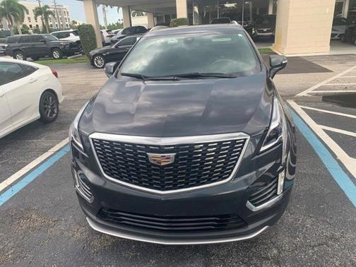 2022 Cadillac XT5 Premium Luxury