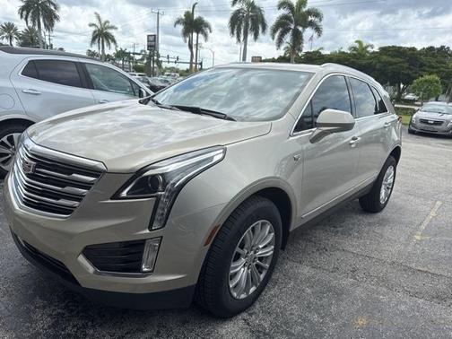 2017 Cadillac XT5 Base