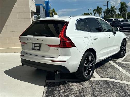 2019 Volvo XC60 T6 Momentum