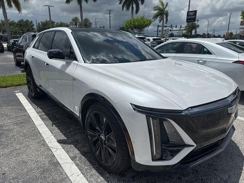 2024 Cadillac LYRIQ Sport