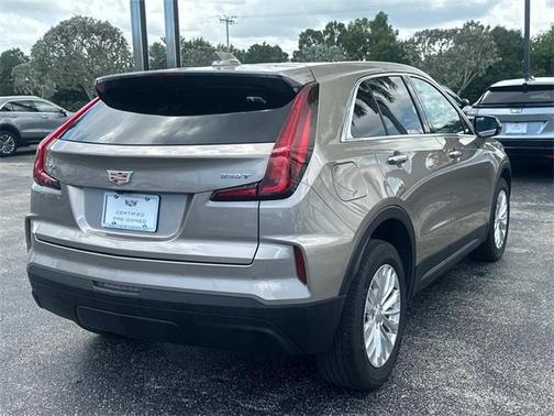 2024 Cadillac XT4 Luxury