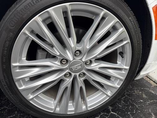 2022 Cadillac CT4 Premium Luxury