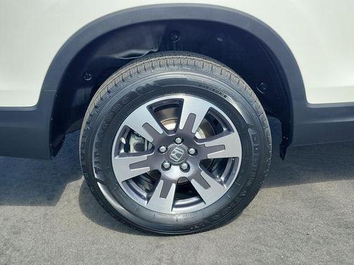 Platinum White Pearl 2019 Honda Ridgeline RTL-T