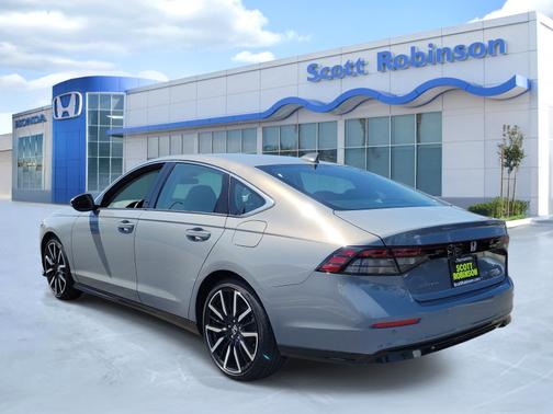 Urban Gray Pearl 2024 Honda Accord Hybrid