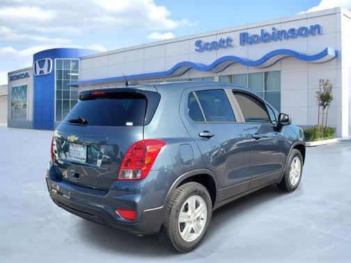 Shadow Gray Metallic 2021 Chevrolet Trax LS