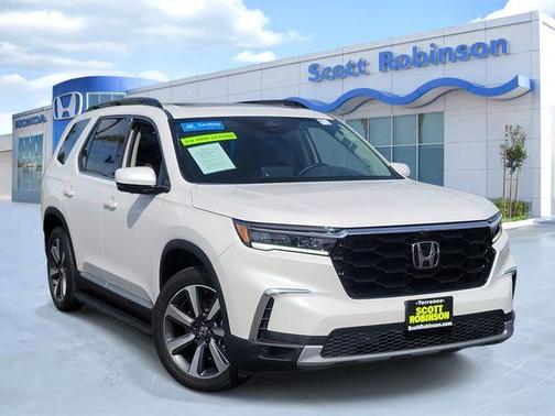 Platinum White Pearl 2024 Honda Pilot Elite