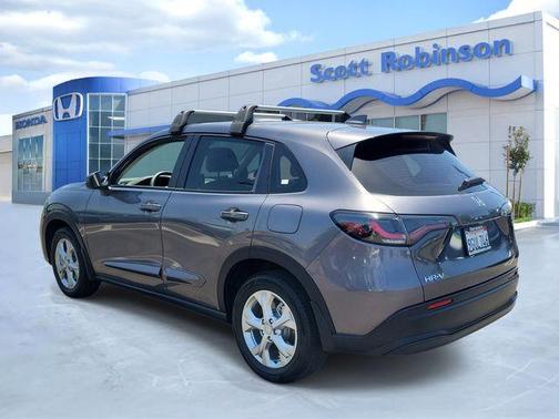 Modern Steel Metallic 2024 Honda HR-V LX