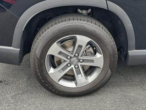 Crystal Black Pearl 2025 Honda Pilot EX-L