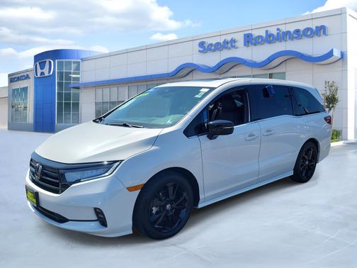 2023 Honda Odyssey 
