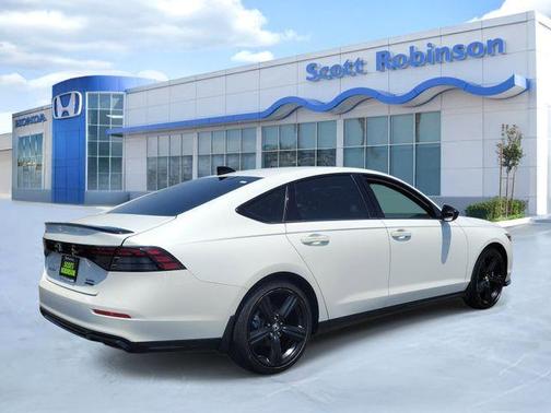Platinum White Pearl 2023 Honda Accord Hybrid Sport-L