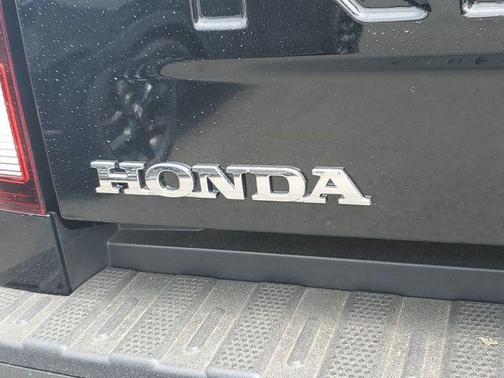 Crystal Black Pearl 2026 Honda Ridgeline RTL