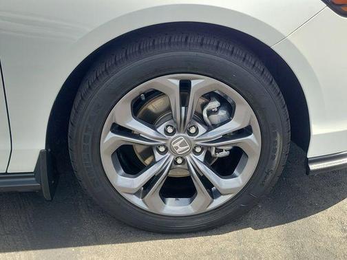 Platinum White Pearl 2023 Honda Accord EX