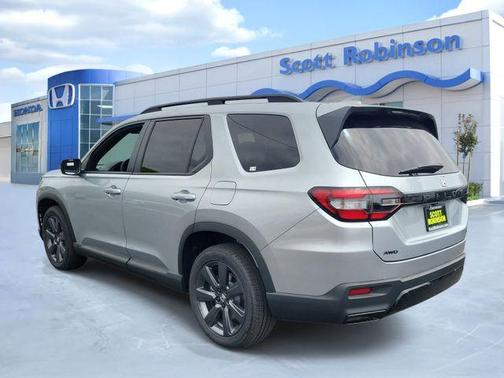 Solar Silver Metallic 2026 Honda Pilot Sport