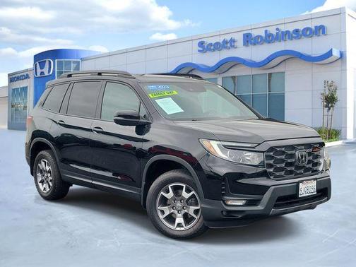 Crystal Black Pearl 2023 Honda Passport TrailSport