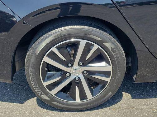 Crystal Black Pearl 2024 Honda Civic LX