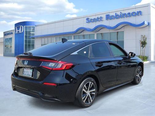 Crystal Black Pearl 2024 Honda Civic LX