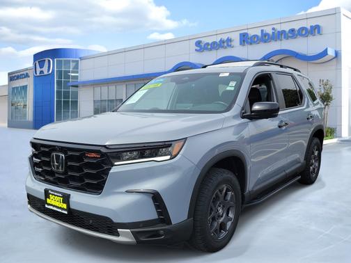 Sonic Gray Pearl 2025 Honda Pilot