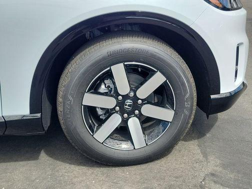 White Pearl 2026 Honda Prologue Touring