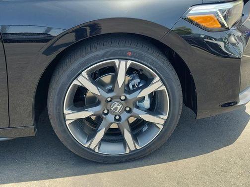Crystal Black Pearl 2026 Honda Civic Hybrid Sport Touring