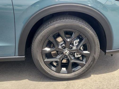 Pearl 2024 Honda HR-V Sport