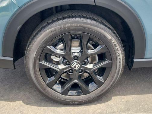 Pearl 2024 Honda HR-V Sport