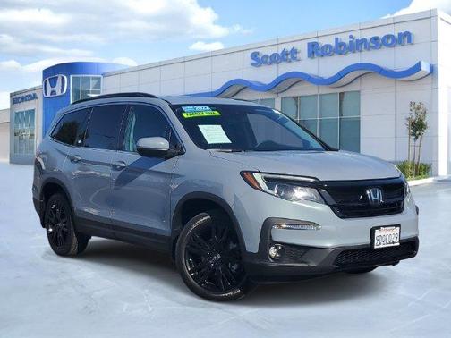 Sonic Gray Pearl 2022 Honda Pilot