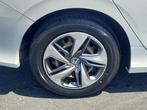 Platinum White Pearl 2020 Honda Civic LX