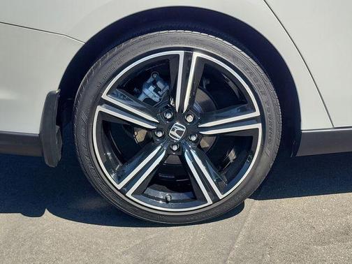 Platinum White Pearl 2023 Honda Accord Hybrid Sport