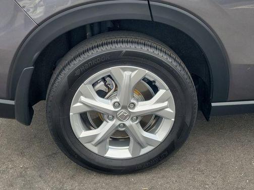Modern Steel Metallic 2023 Honda HR-V LX