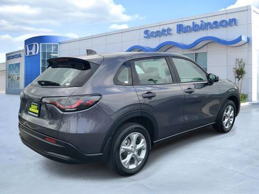 Modern Steel Metallic 2023 Honda HR-V LX