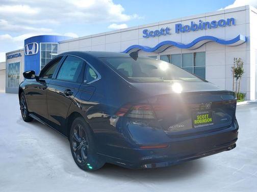 Canyon 2026 Honda Accord Hybrid EX-L
