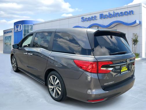 2023 Honda Odyssey 