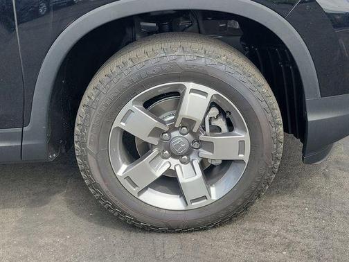 Crystal Black Pearl 2026 Honda Ridgeline RTL