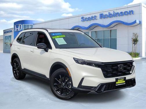 Platinum White Pearl 2026 Honda CR-V Hybrid Sport-L