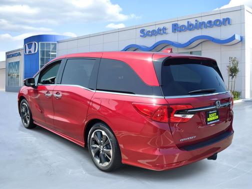 2023 Honda Odyssey 