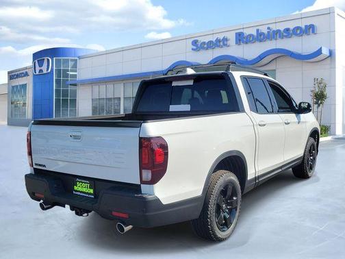 Platinum White Pearl 2026 Honda Ridgeline Black Edition