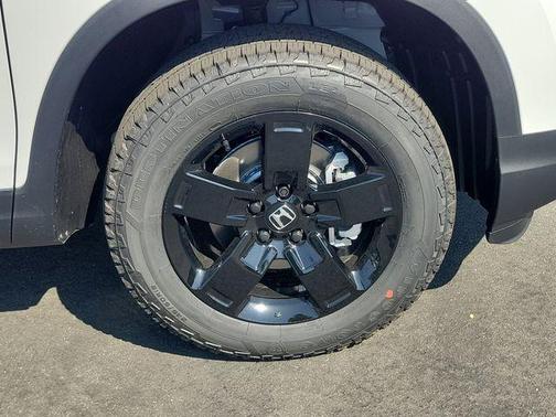 Platinum White Pearl 2026 Honda Ridgeline Black Edition