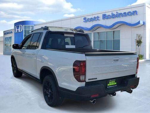 Platinum White Pearl 2026 Honda Ridgeline Black Edition