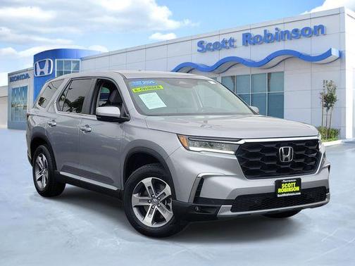 Lunar Silver Metallic 2025 Honda Pilot EX-L