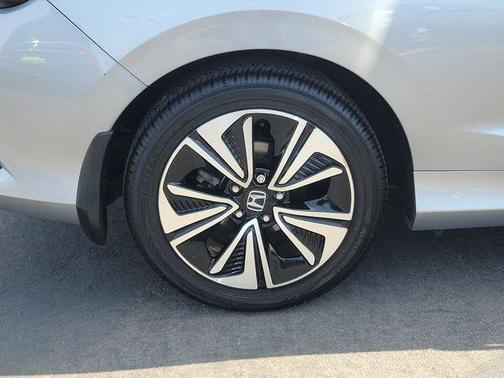 Lunar Silver Metallic 2018 Honda Civic EX-T